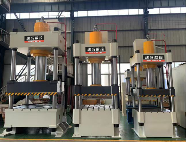 四柱拉伸液壓機設(shè)計方案