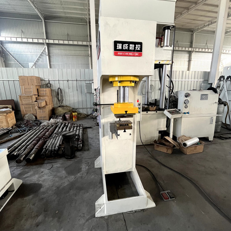 帕斯卡定律加力臂原理，雙劍合璧打造強(qiáng)大壓力輸出