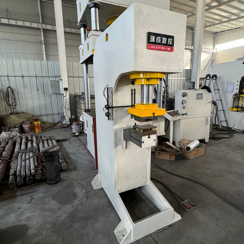 63T單臂電氣箱打孔