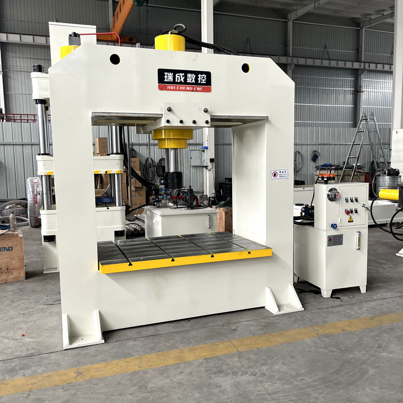 100噸龍門遠(yuǎn)程遙控移動(dòng)油缸液壓機(jī)