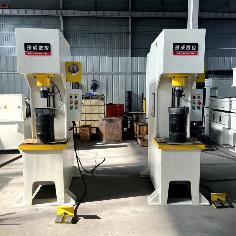 單臂液壓機齒軸壓合工藝