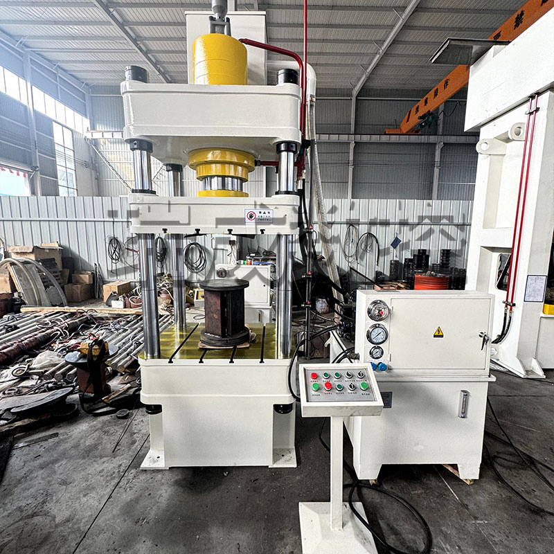 200噸薄板拉伸四柱液壓機 200噸薄板拉伸四柱液壓機